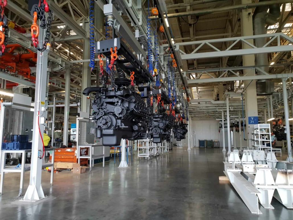 Cabina di verniciatura a liquido pressurizzata per motori di grandi dimensioni