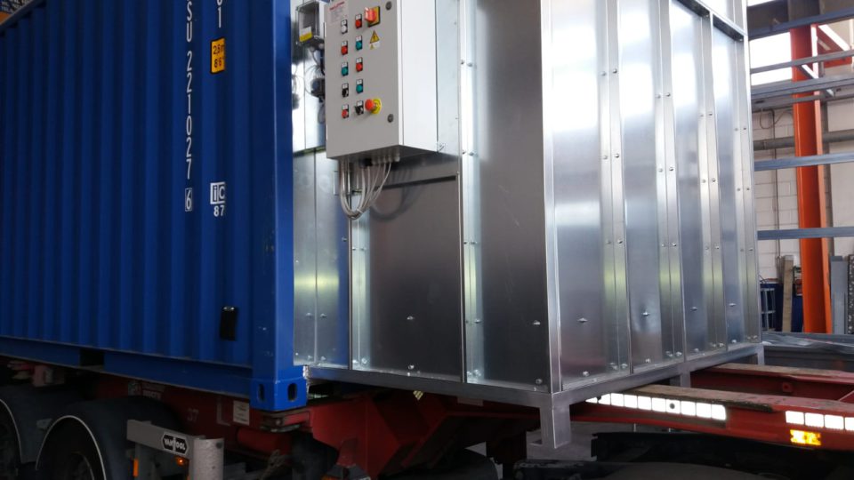 Modulo di granigliatura ricavato a partire da un container navale standard da 20″