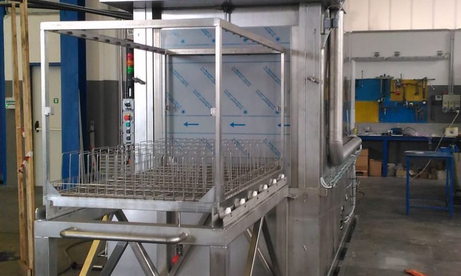 A three-stage washing machine for Ariane 5