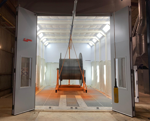 Spray booths for large components