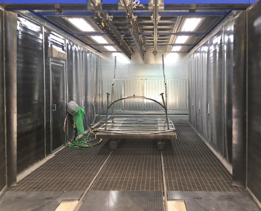 Manual powder coating system with INDUSTRY 4.0