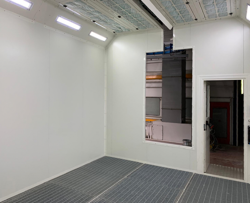 Manual powder painting booth - vertical flow