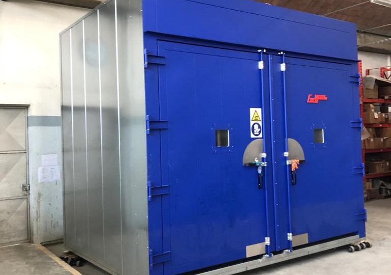 Nous avons construit et livré un four statique spécial en un temps record, un autre défi relevé!