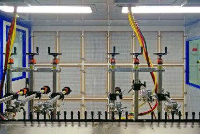 Sistema di verniciatura rotazionale per cosmetica