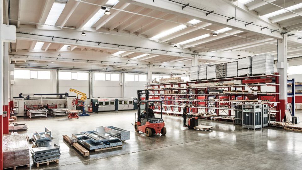 Il 2022 di Eurotherm: la produzione in prima linea