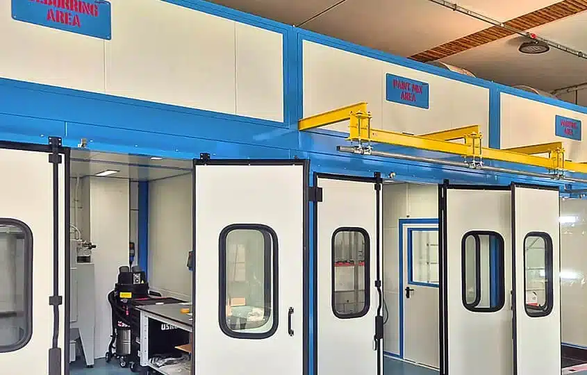 Système de revêtement liquide pour le secteur de l&rsquo;aérospatiale et de la défense