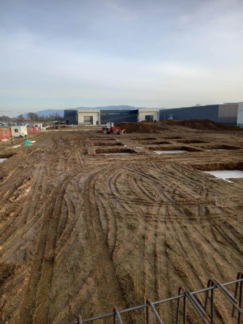 Internalizzare tutte le fasi di produzione? Si può fare! Eurotherm 01 Nuovo stabilimento Eurotherm 1 Eurotherm