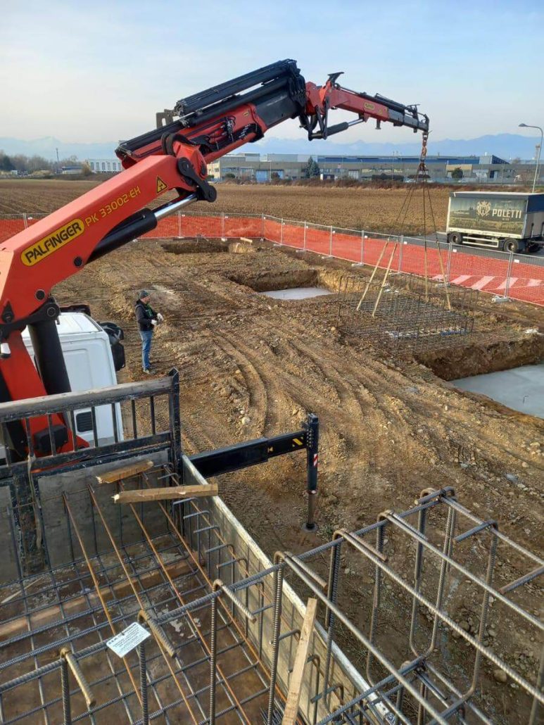 Internalizzare tutte le fasi di produzione? Si può fare! Eurotherm 02 Nuovo stabilimento Eurotherm 1 Eurotherm