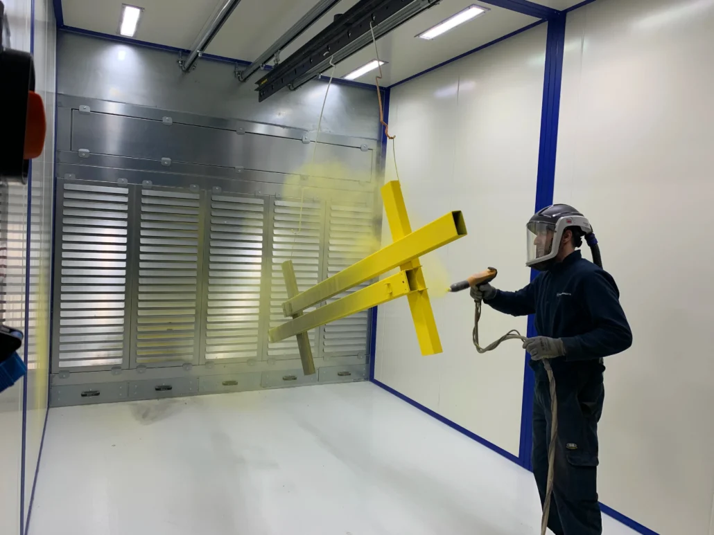 A complete finishing line for automated picking systems for textile warehouses and industrial laundries