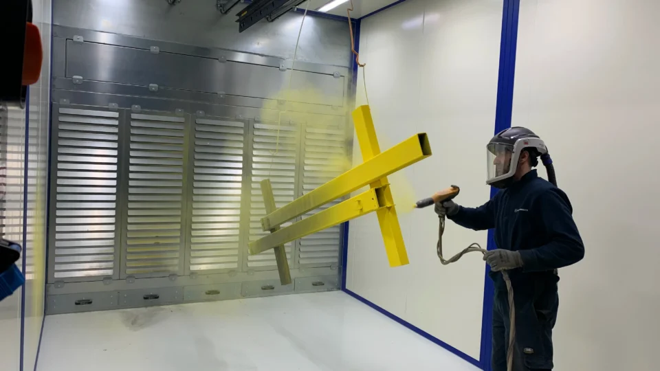 A complete finishing line for automated picking systems for textile warehouses and industrial laundries